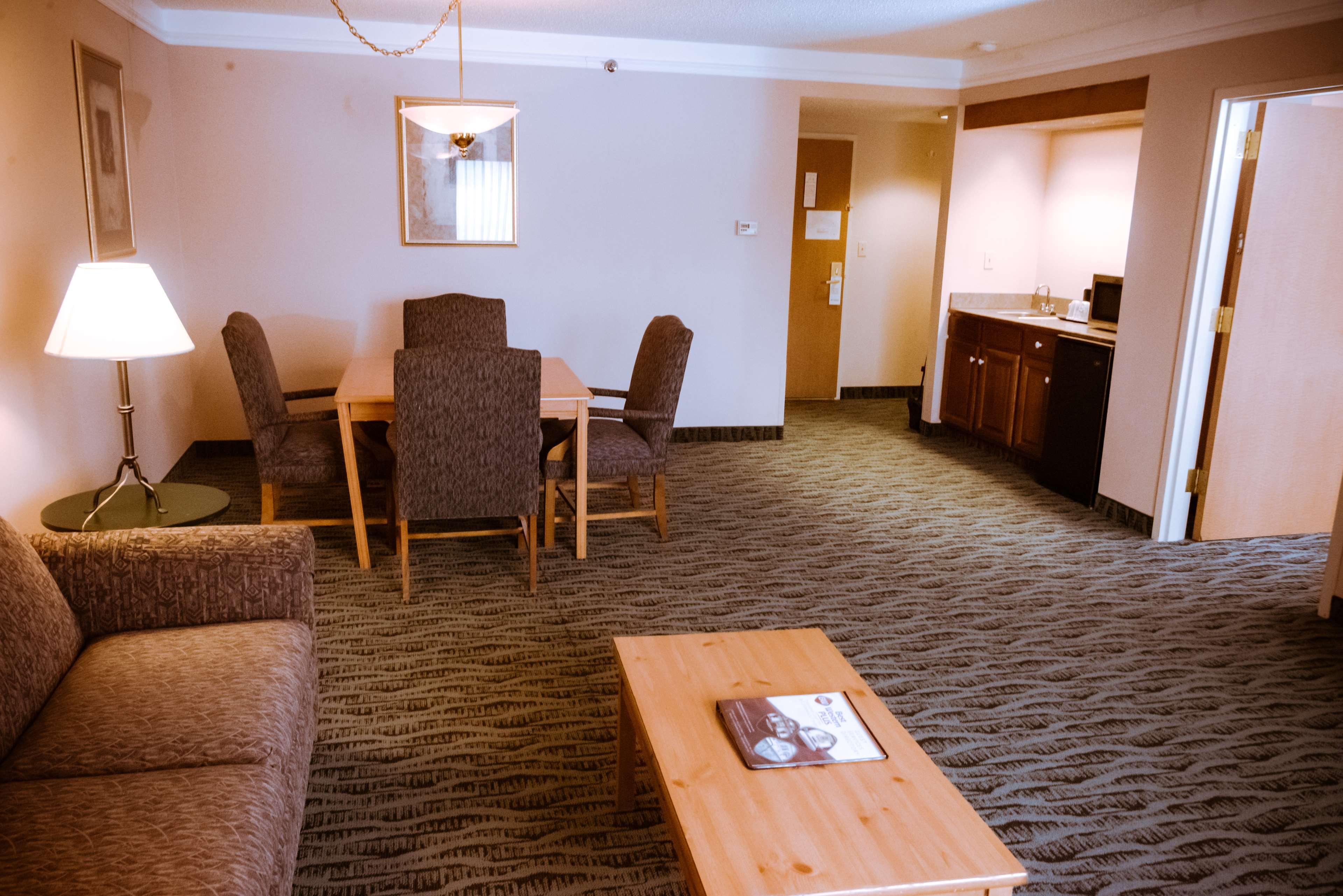 Best Western Plus Executive Court Inn & Conference Center Manchester Dış mekan fotoğraf