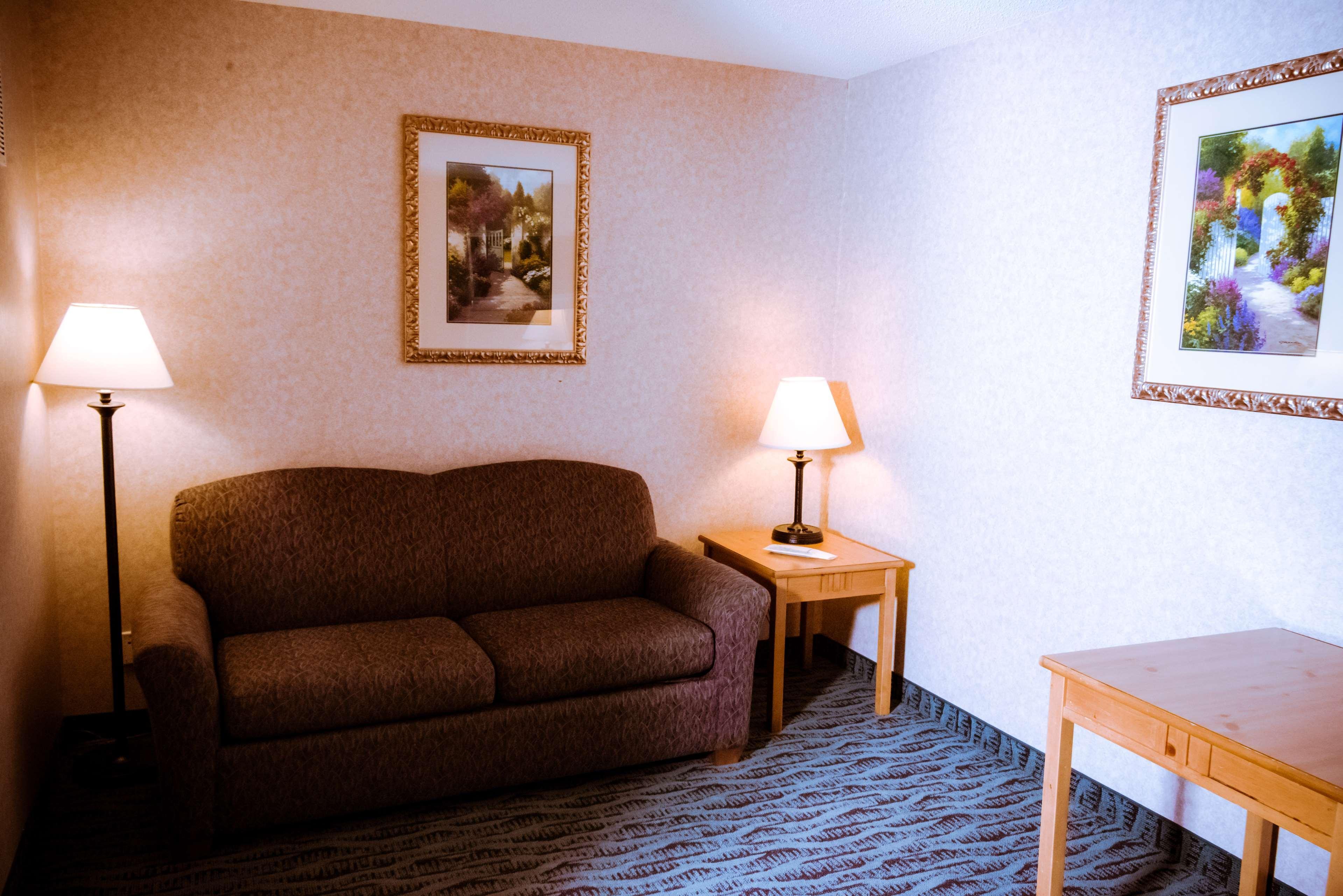 Best Western Plus Executive Court Inn & Conference Center Manchester Dış mekan fotoğraf