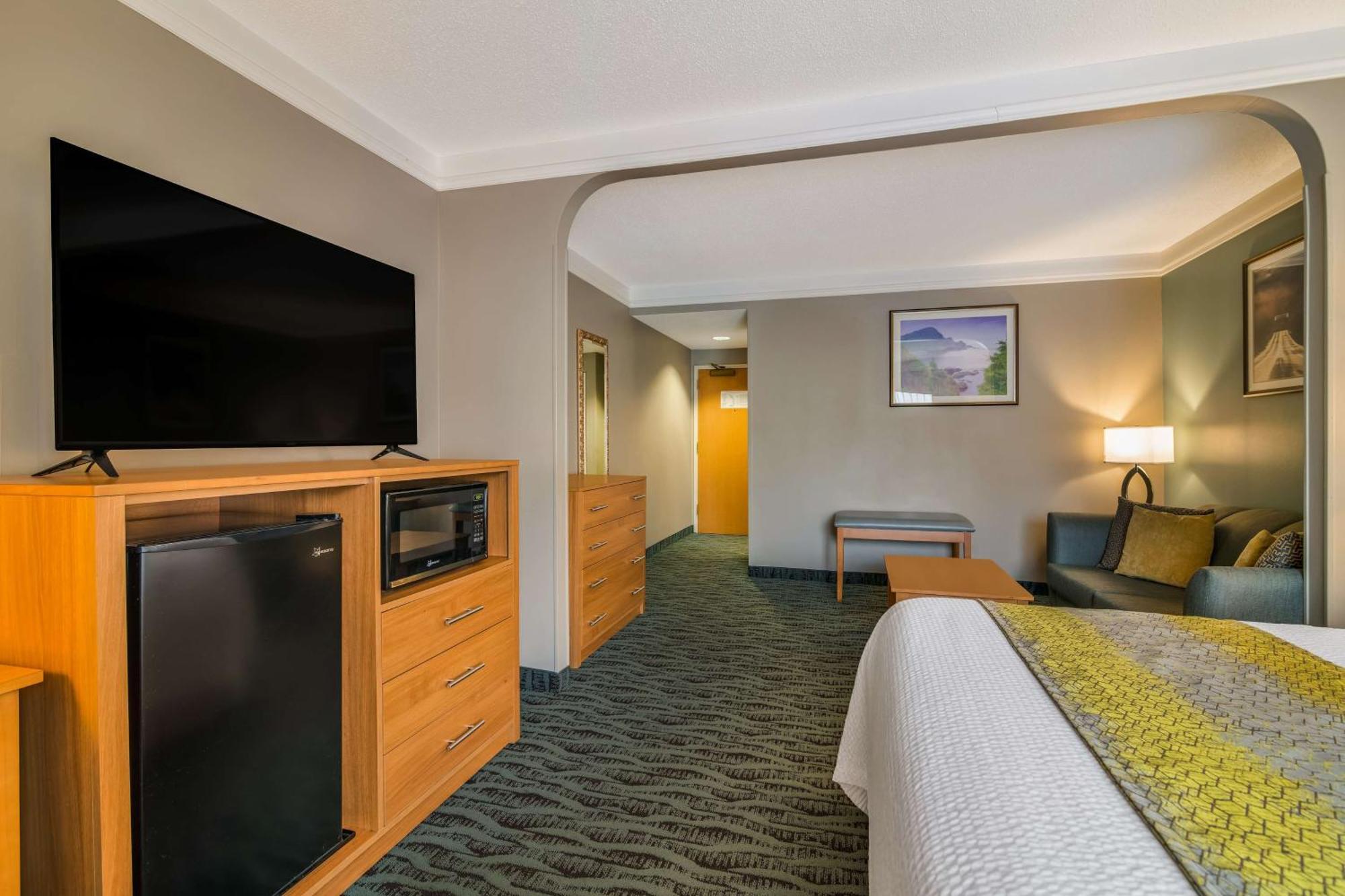 Best Western Plus Executive Court Inn & Conference Center Manchester Dış mekan fotoğraf
