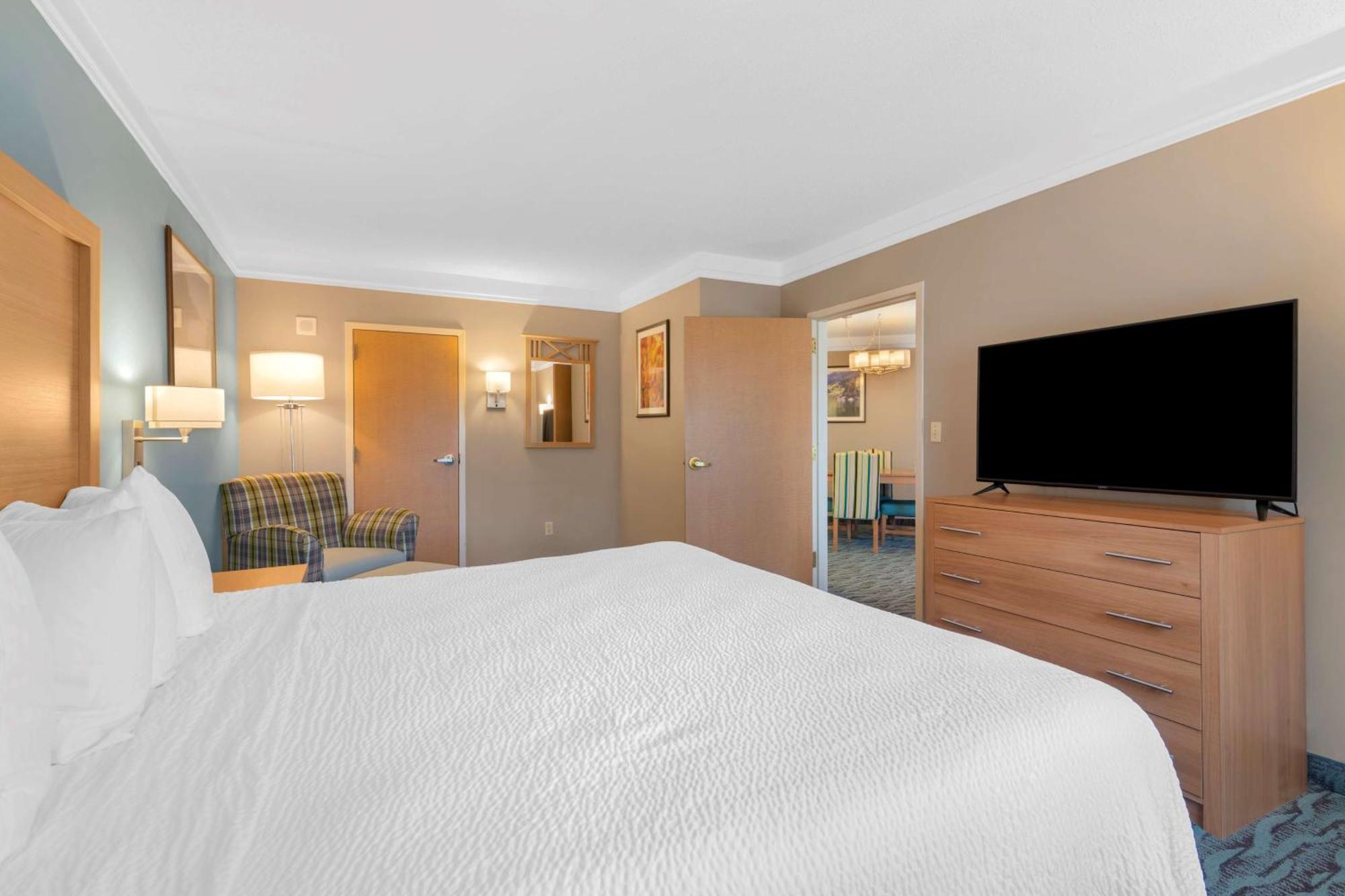 Best Western Plus Executive Court Inn & Conference Center Manchester Dış mekan fotoğraf