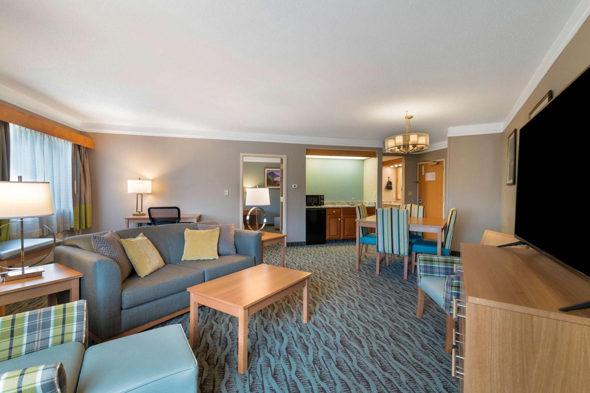 Best Western Plus Executive Court Inn & Conference Center Manchester Dış mekan fotoğraf